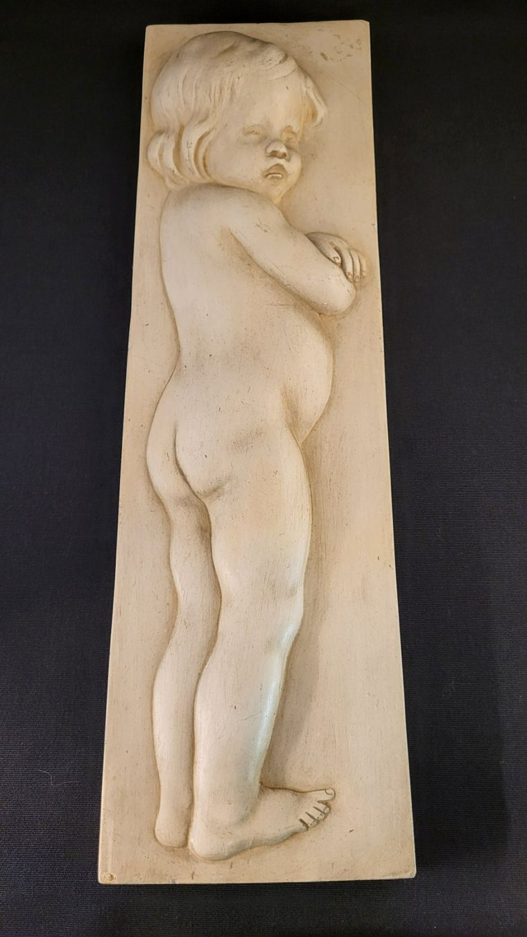 Figuren: Wandbild Relief Kleinkind – Gebraucht aus Basel von spinne02
