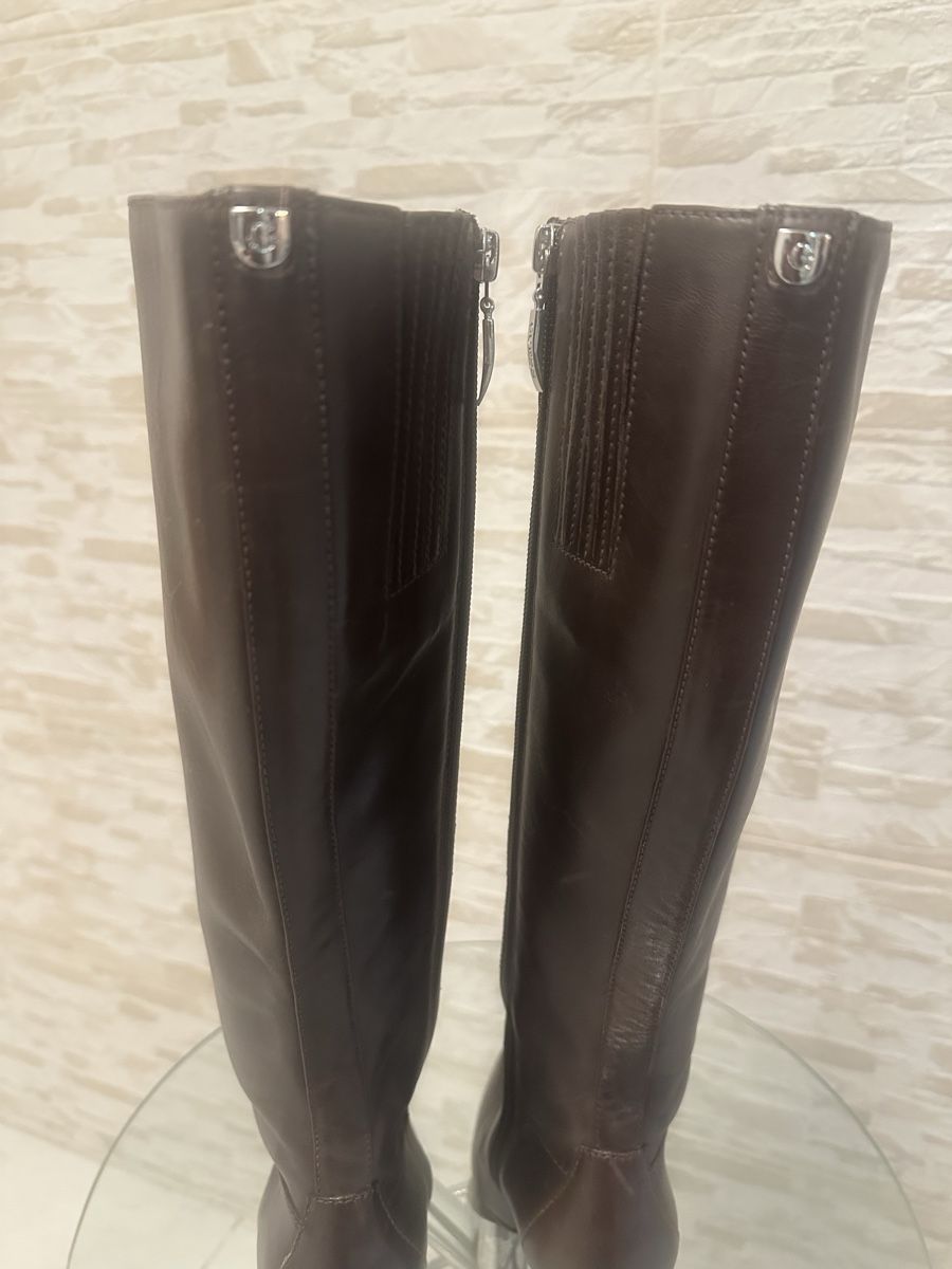 Guess Scarpe da donna: Guess Lederstiefel Gr.36 – Usato da DOTTIKON venduto da vila.835 4