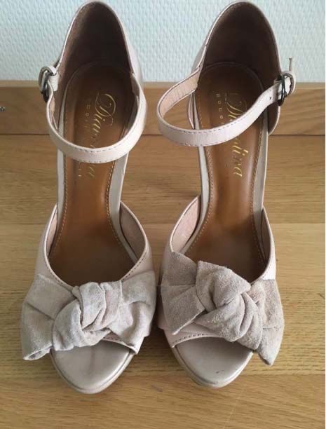 Scarpe da donna: High Heels, Sandalen, Grösse 38 – Usato da Winterthur venduto da butterfly210 1