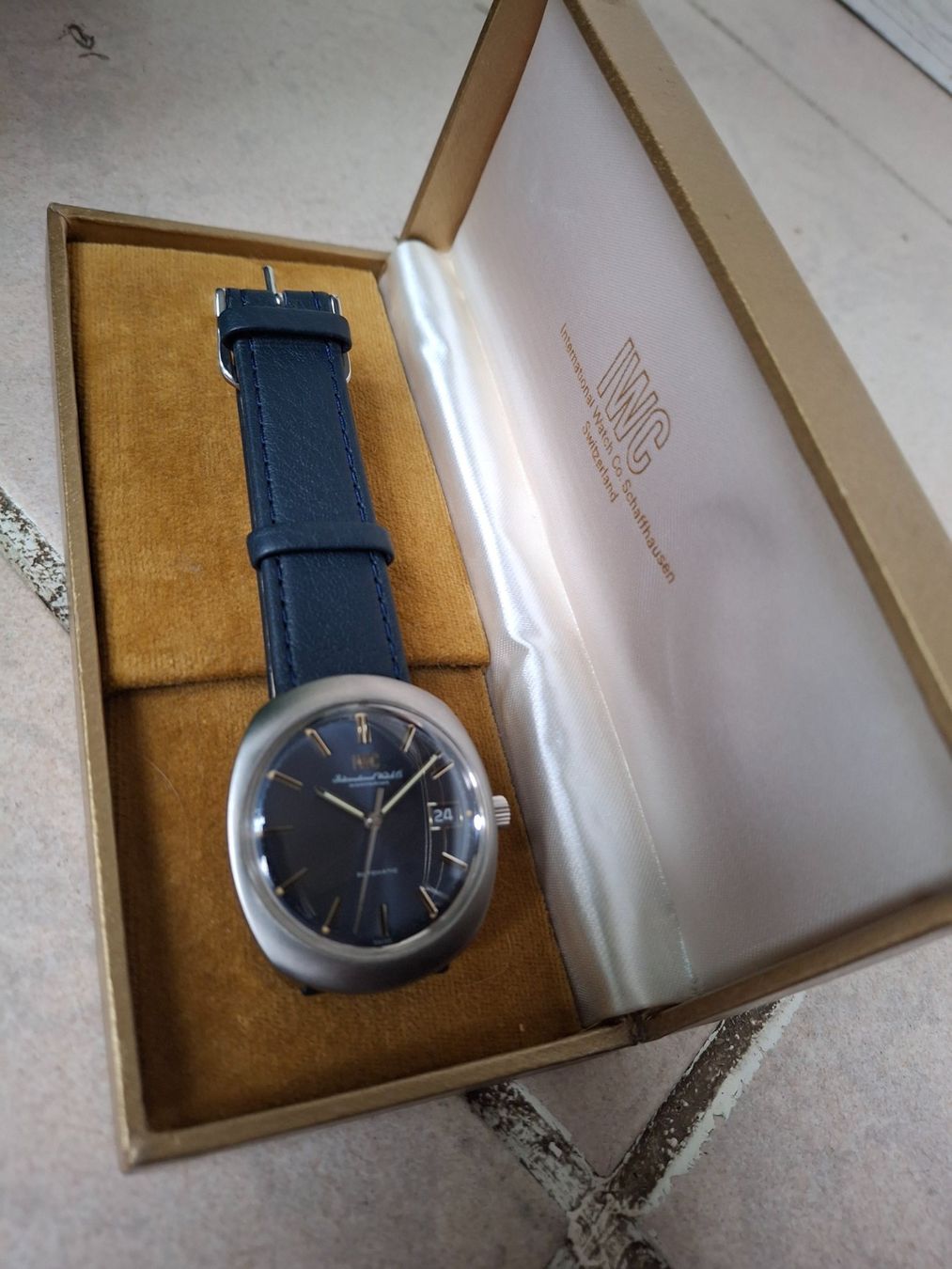 IWC Orologi: IWC AUTOMATIC – Usato da Basel venduto da Swastikapower