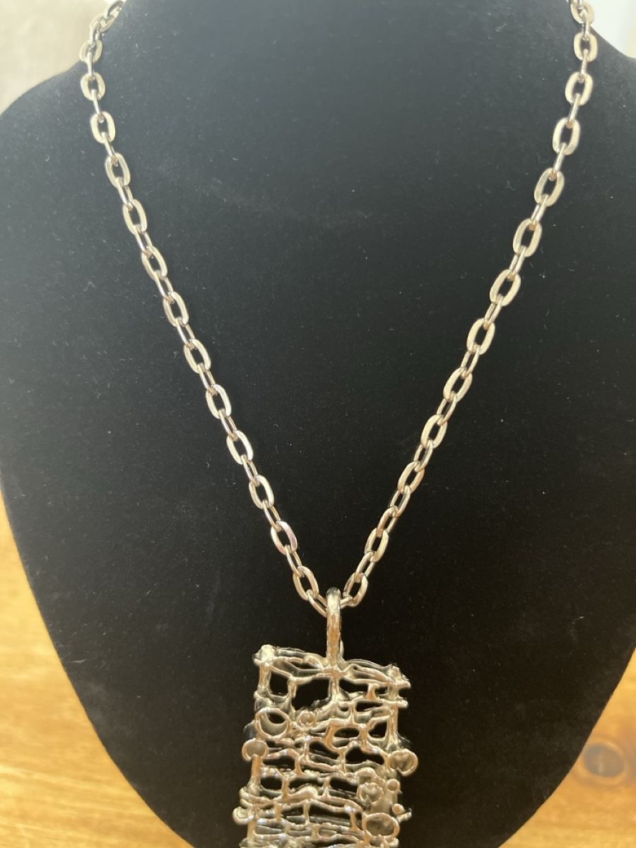 Catenine: Silbrige Kette und Anhänger  – Usato da Dietikon venduto da Ute7092 2