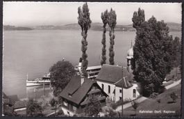 Kehrsiten Dorf Kaplanai mit Dampfschiff
