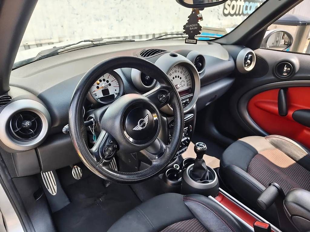 Autos: Mini Countryman R60 2.0 SD Cooper ALL4 – D'occasion à Langenthal par Goergens10 3