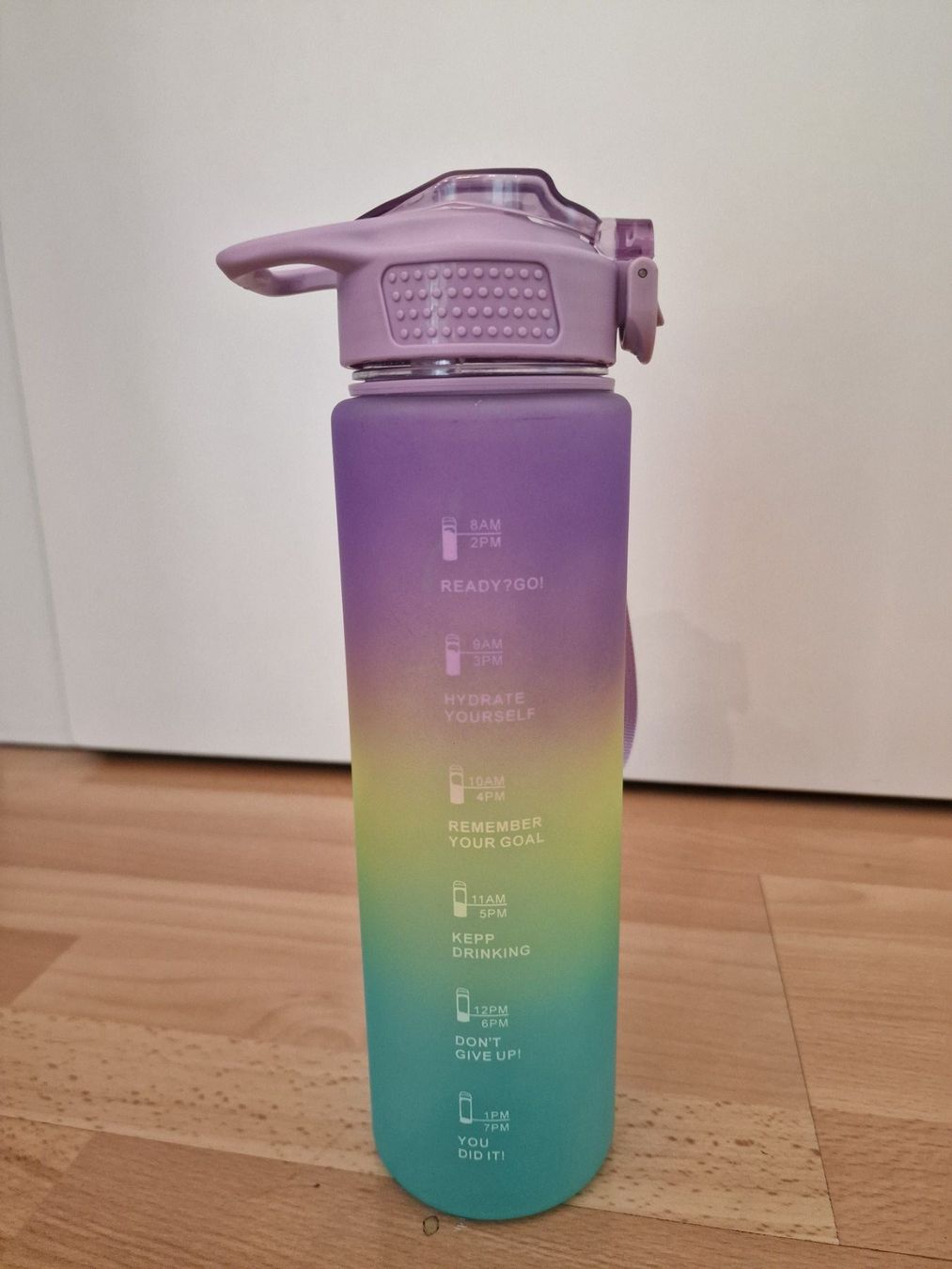 Trinkflaschen & Thermosflaschen: Wasserflasche Trinkflasche Kunststoff "Violett" – Neu (gemäss Beschreibung) aus Buchrain von Sssschaller 1