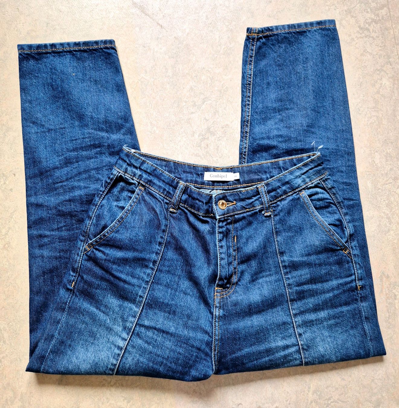 Jeans: JEANS CONBIPEL 40 L KAROTTENJEANS TOP ZU BLUSE TUNIKA – Usato da Elsau venduto da the-colorful-side