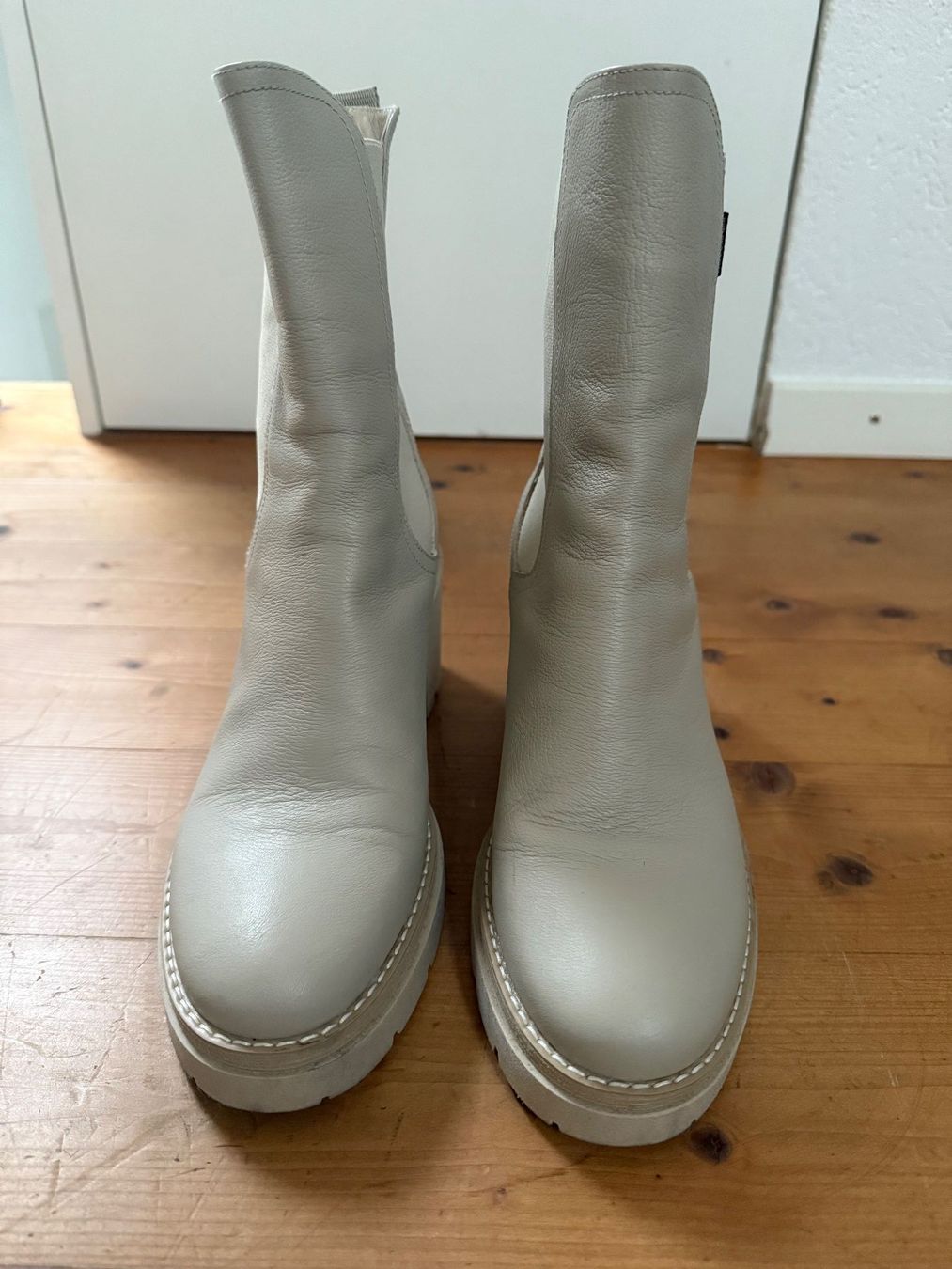 Scarpe da donna: Stiefelette NeroGiardini beige, Gr. 39 – Usato da Biel/Bienne venduto da 0312tanja 2