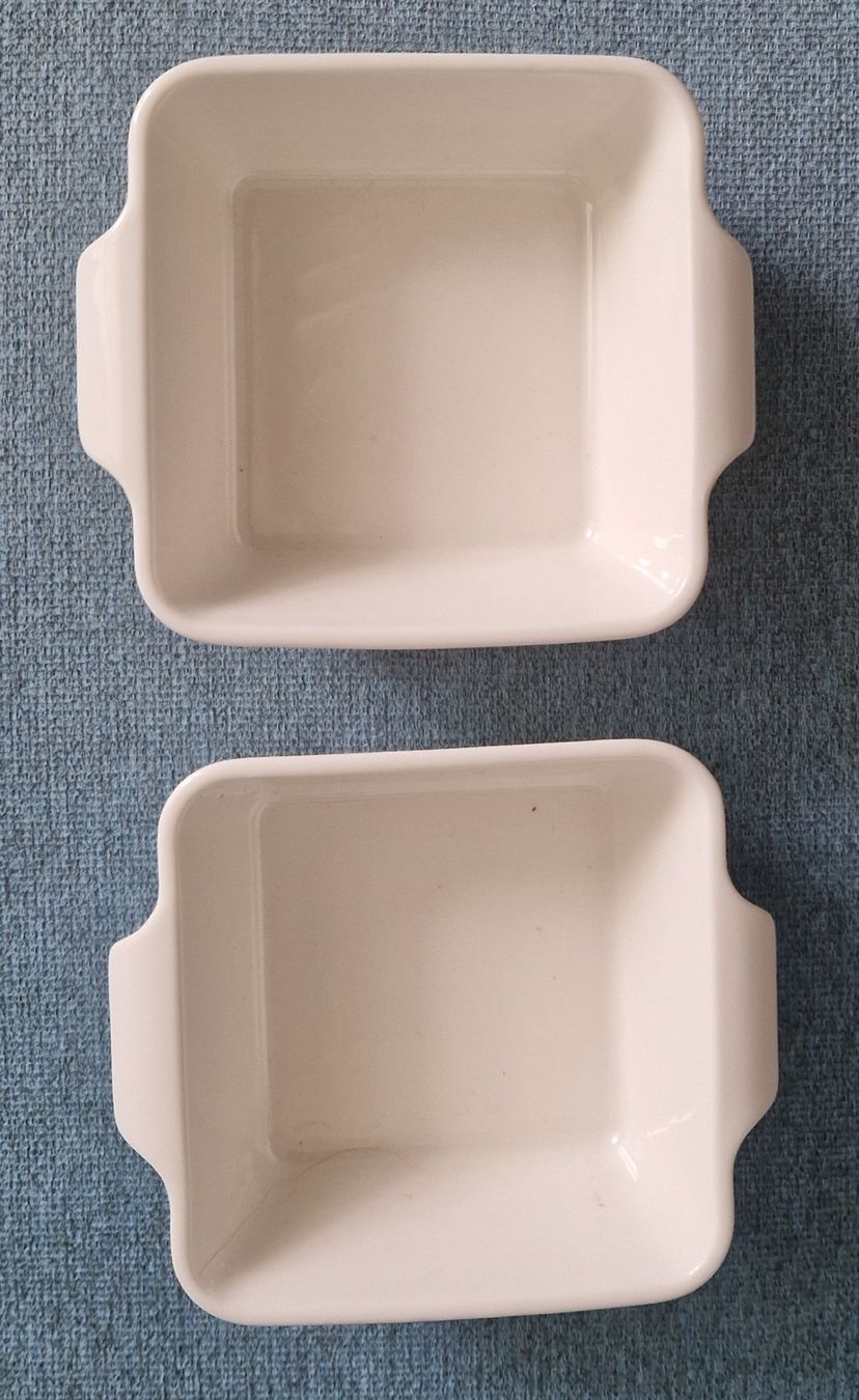 Pentole: 2 mini cassolettes (Neuve) – Nuovo e nell'imballaggio originale da Couvet venduto da Pioune 2