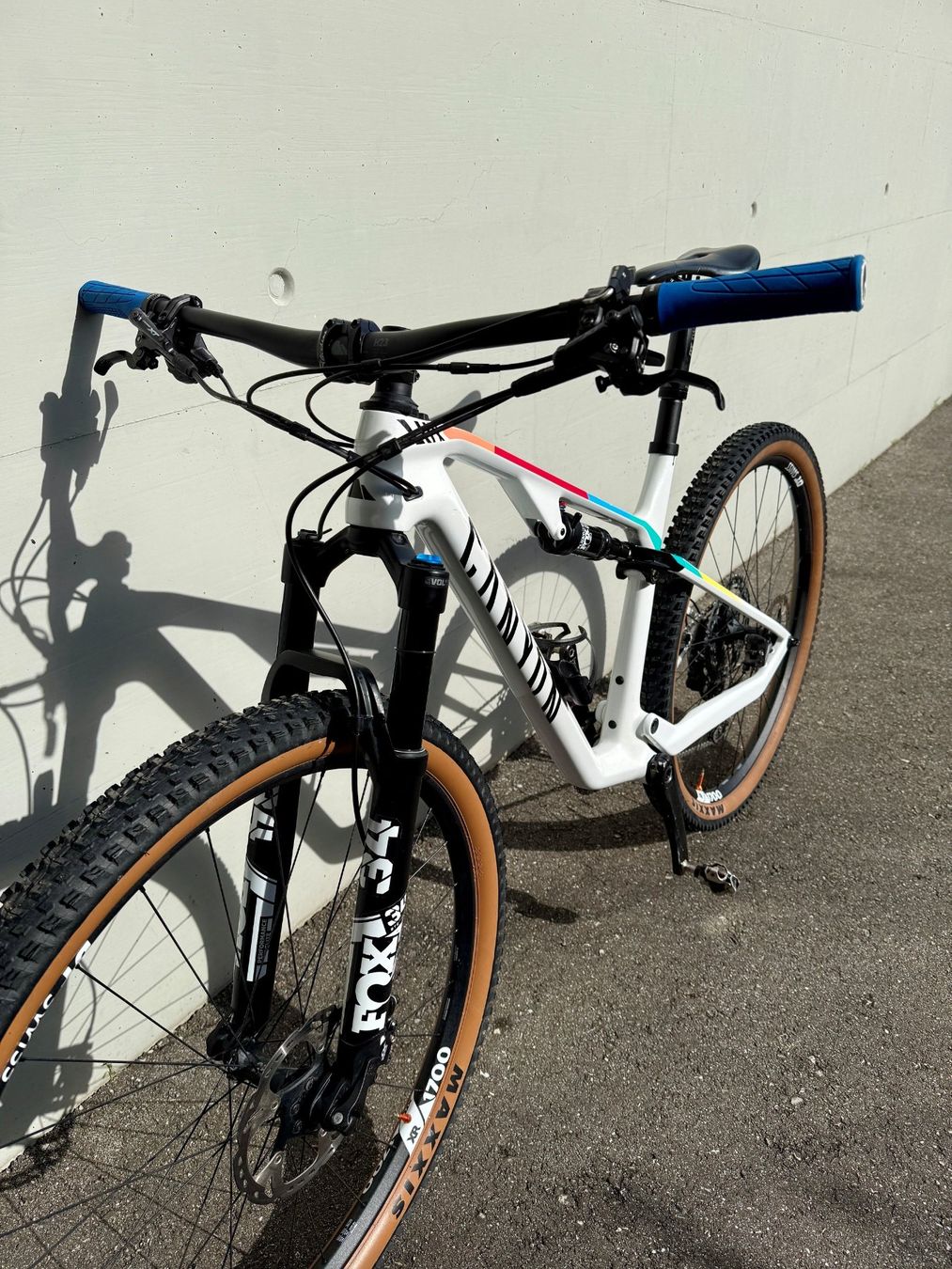 Canyon Velos: Canyon Lux CF7 Grösse M – Gebraucht aus Wauwil von Tiiis 4