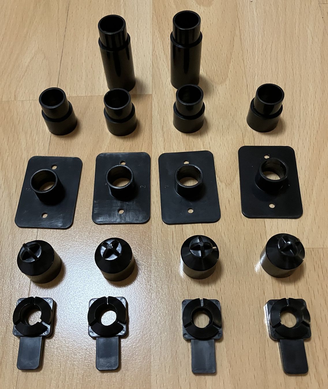 Carrera Rennbahnen: Carrera Digital 132/124 Evolution Exclusiv Stützen 18 teilig – Gebraucht aus Ebikon von berog
