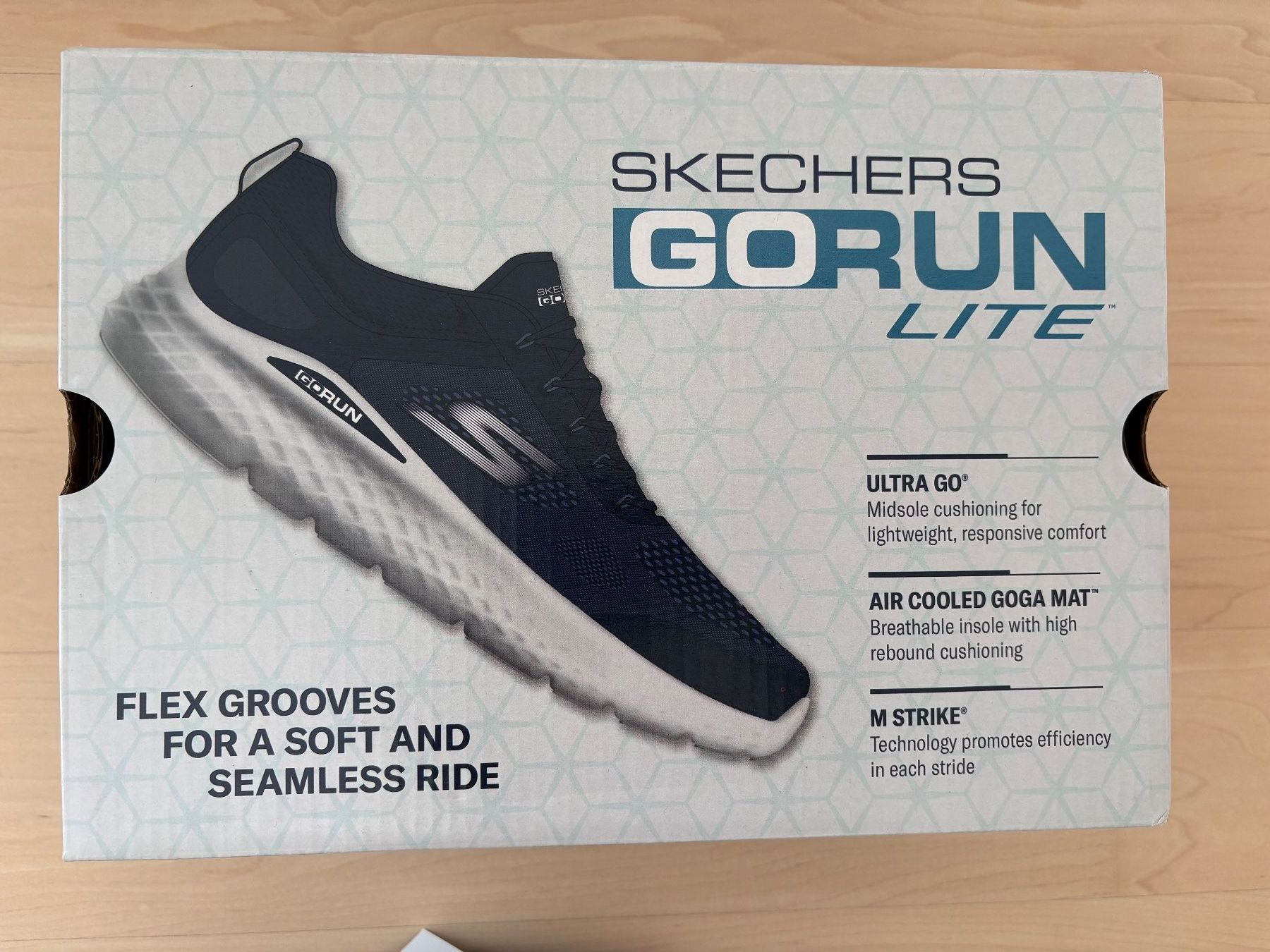 Skechers Damenschuhe: NEUE Skechers Gr.37 (GoRun Lite) – Neu und originalverpackt aus Gossau SG von Black-Queen 7