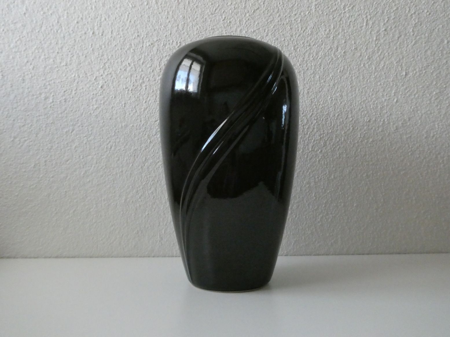 Vasi & Recipienti: Grosse, schwarze, elegante Bodenvase von Scheurich – Usato da Dietlikon venduto da Woodgate