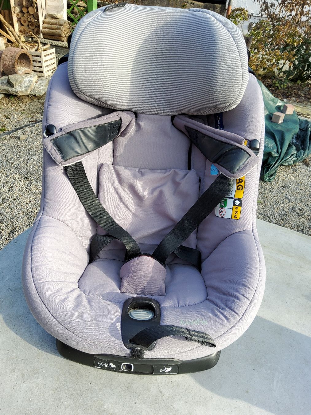 Maxi-Cosi Seggiolini per auto: Maxi Cosi AxissFix Kindersitz, Grau, i-Size – Usato da Wattwil venduto da Leonardo1 1