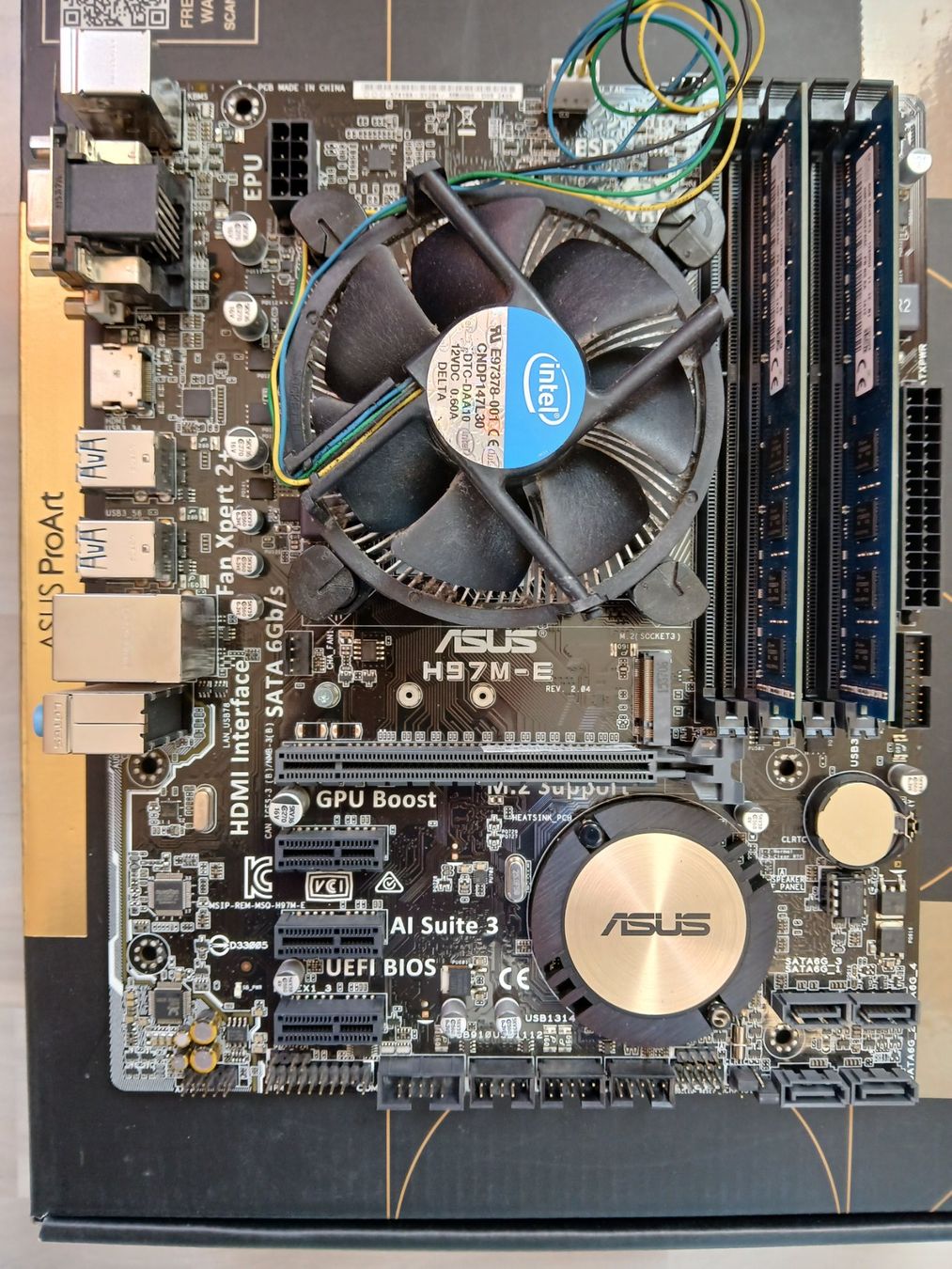 Asus Schede madri: Asus H97M-E + Intel i7-4770 + 8 GB DDR3 RAM – Usato da Reinach AG venduto da gra_dvs5
