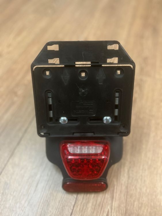 Motone Rücklicht Eldorado Mit Halter, Schwarz, LED, Für