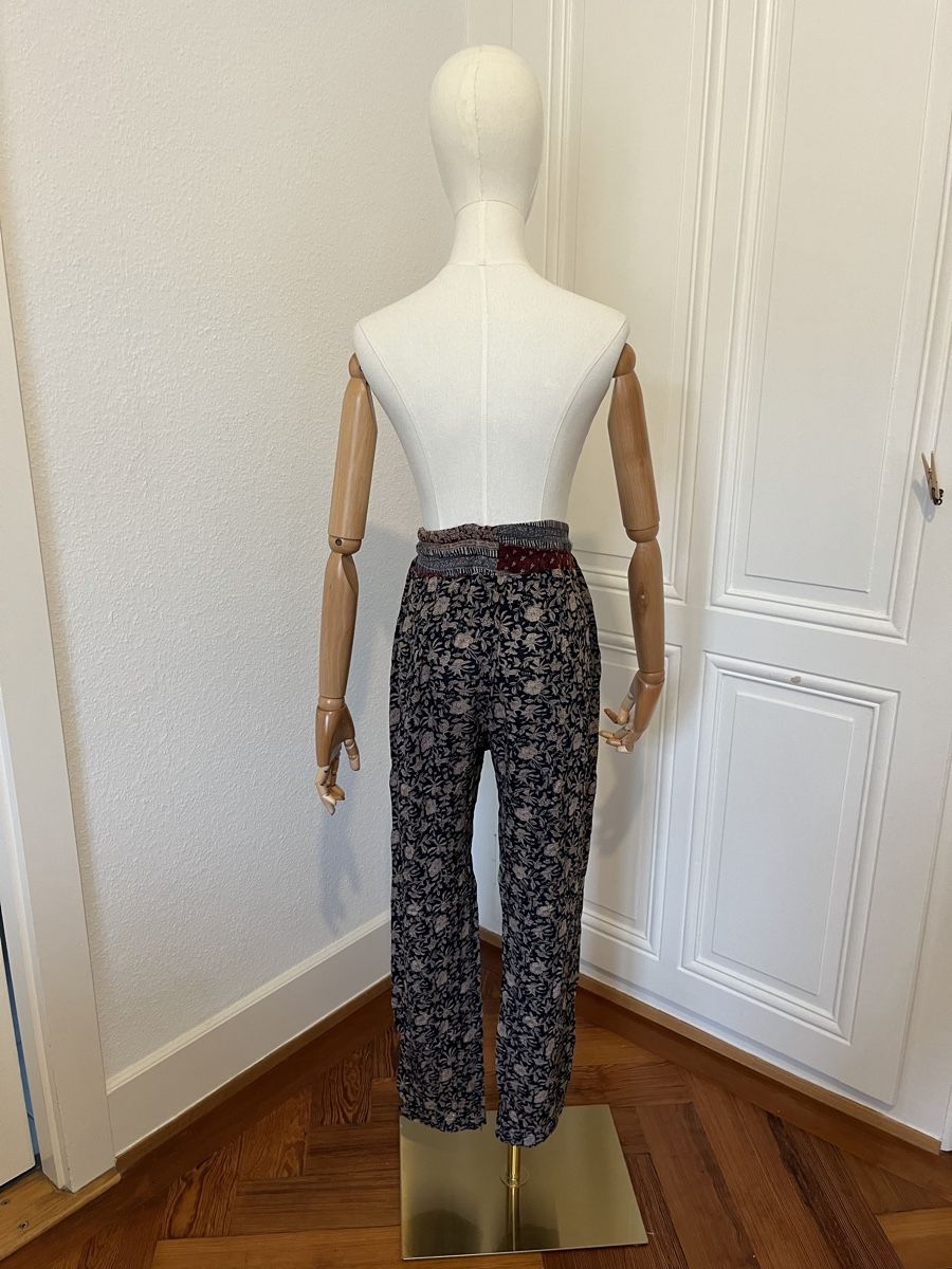 Oysho Pantaloni: Summer Print Oysho pants – Usato da Mies venduto da Nib2011 3