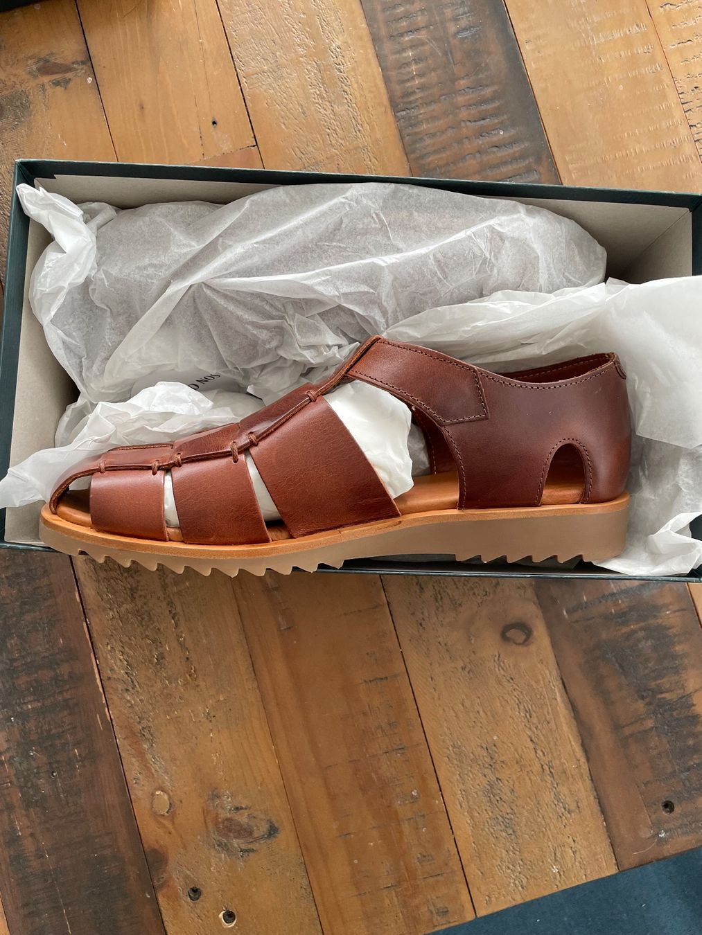Paraboot Chaussures hommes: Paraboot Pacific Sandalen (Nuewertig) Braun, Größe 8 oder 42 – D'occasion à Zürich par Braden