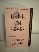 Buch Girl in Pieces