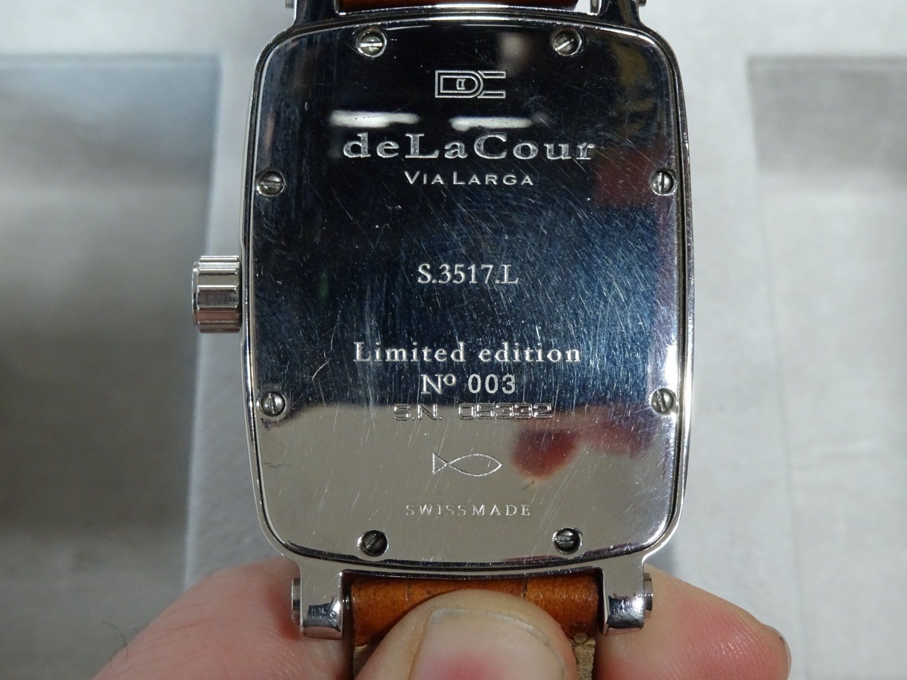 Orologi: deLaCour Quarzuhr Limited Edition – Usato da Winterthur venduto da Sintoras01 2