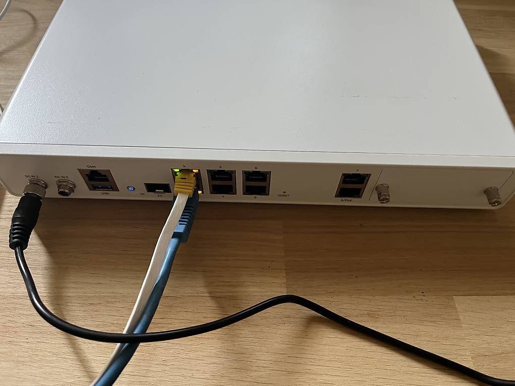 Sophos Pare-feu: Sophos XGS 116 Firewall Appliance – D'occasion à Pura par videodrome 1