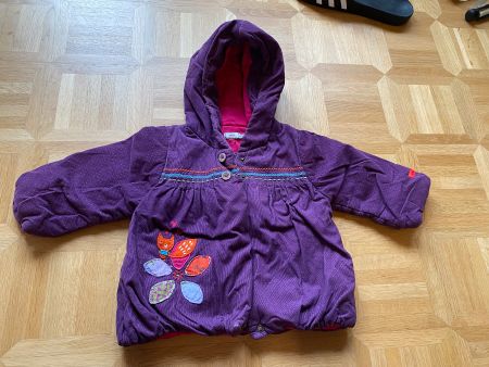 Violette Übergangsjacke Gr. 80