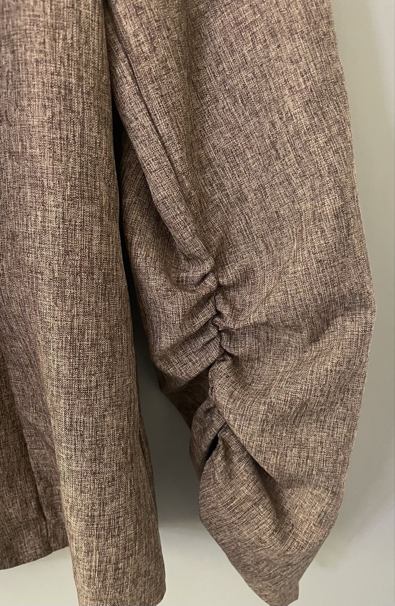 Giacche: Brauner Blazer mit gerafften Ärmeln -Neu! – Nuovo e nell'imballaggio originale da Au ZH venduto da Jaggy4 2