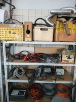 Aus Autowerkstatt Werkzeug und Material / diverse Teile