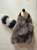 Marionette raton-laveur en peluche