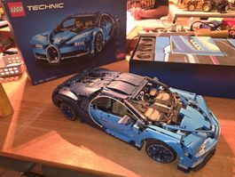 LEGO Technic 42083 Bugatti Chiron mit Box Nie bespielt