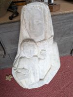 Schwere Skulptur Steinfigur, Wandfigur Madonna mit Kind
