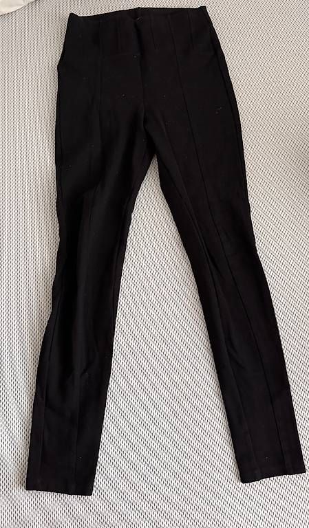 Hosen: Hose XS - Massimo Dutti – Gebraucht aus Zürich von val_9sjh 2