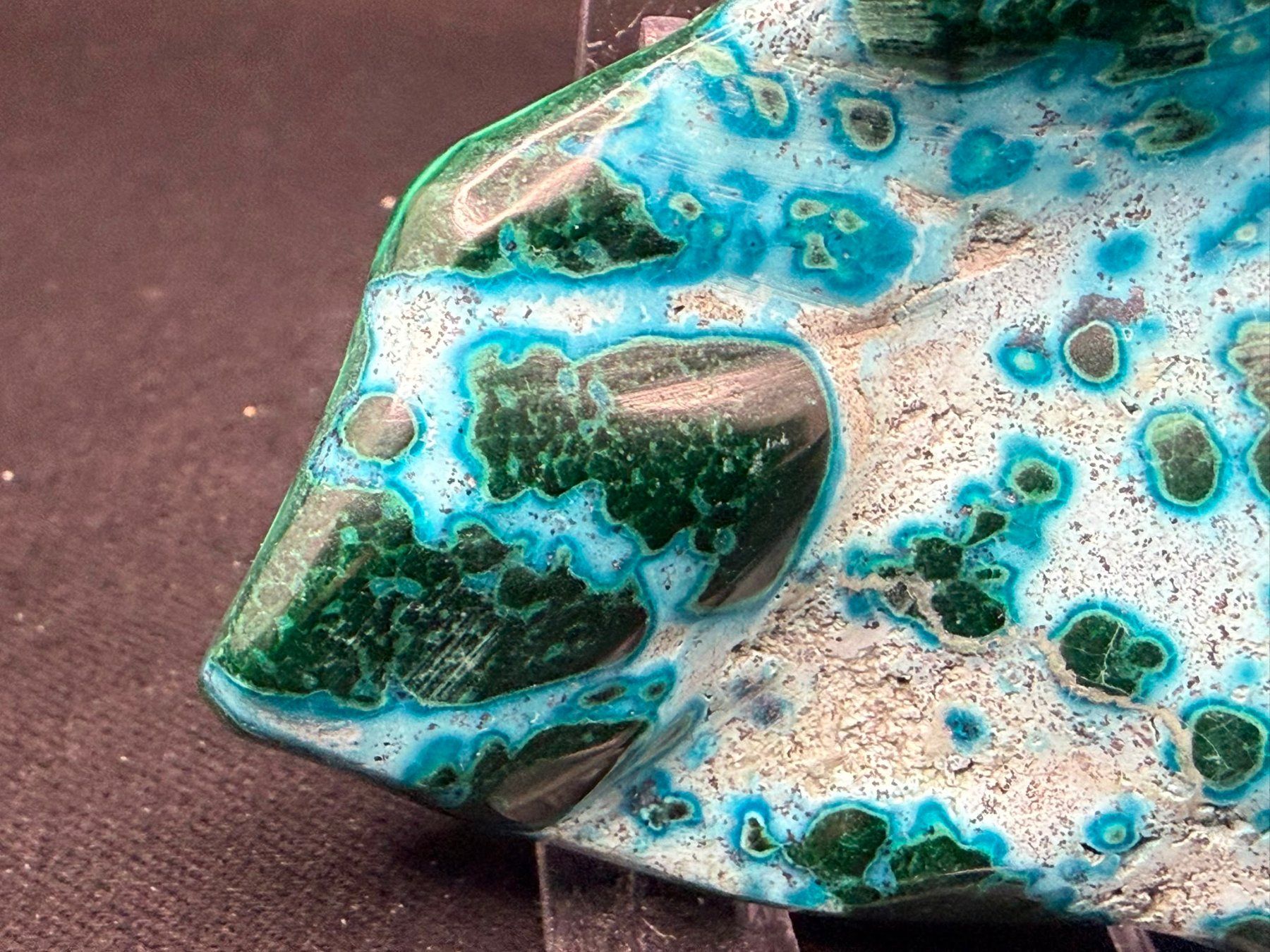Minéraux & Lithothérapie: Malachit und Chrysocolla poliert – D'occasion à Schinznach Bad par Demerald 1