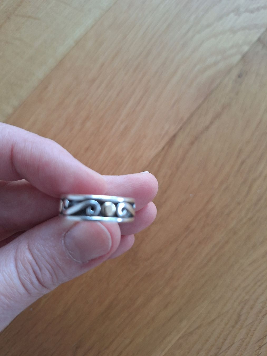 Anelli: James Avery silver ring with gold detail – Usato da Cham venduto da Drukkerij
