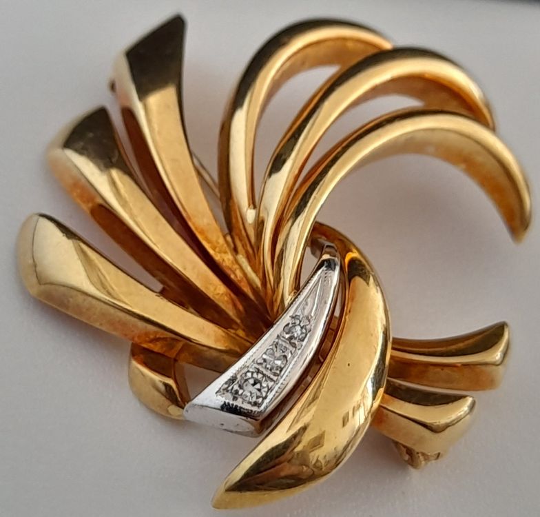 Broche Ancienne En Or Jaune 18 Carats Avec Corail Peau D'ange - Poids 14.5g, épingle Manquante - Occasion