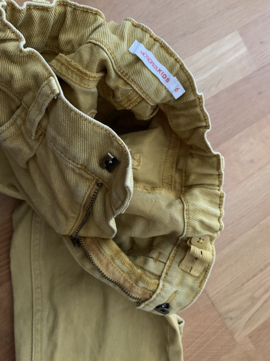 Hosen: Süsse moderne Mädchenjeans 122-128 – Gebraucht aus Ostermundigen von des_t9vv 2
