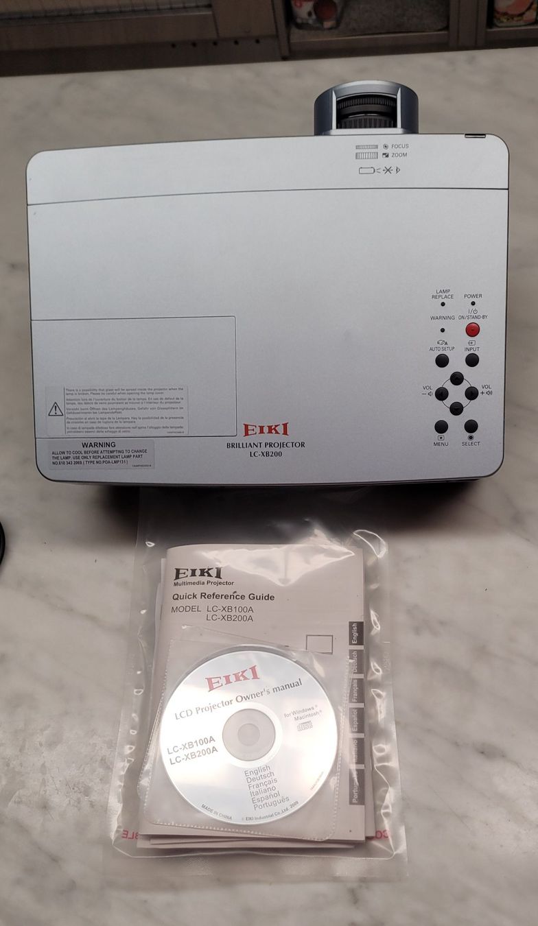 Home Cinema: Beamer Projecteur EIKI LC-XB200 Accessoires inclus! – Usato da Plagne venduto da Engalp 5