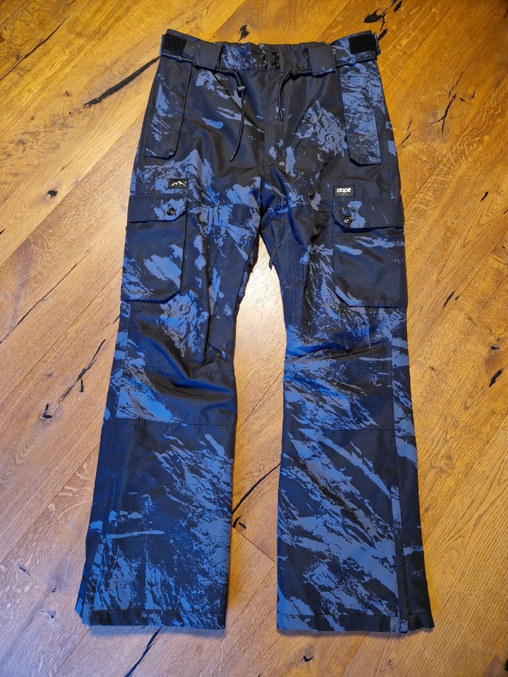Dope Pantaloni: Dope Iconic Skihose Gr. M – Usato da Trun venduto da sanena