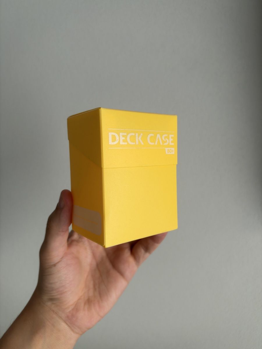 Sonstige Kleidung & Accessoires: Ultimate Guard Kartenbox Gelb – Neu (gemäss Beschreibung) aus Zürich von Behat