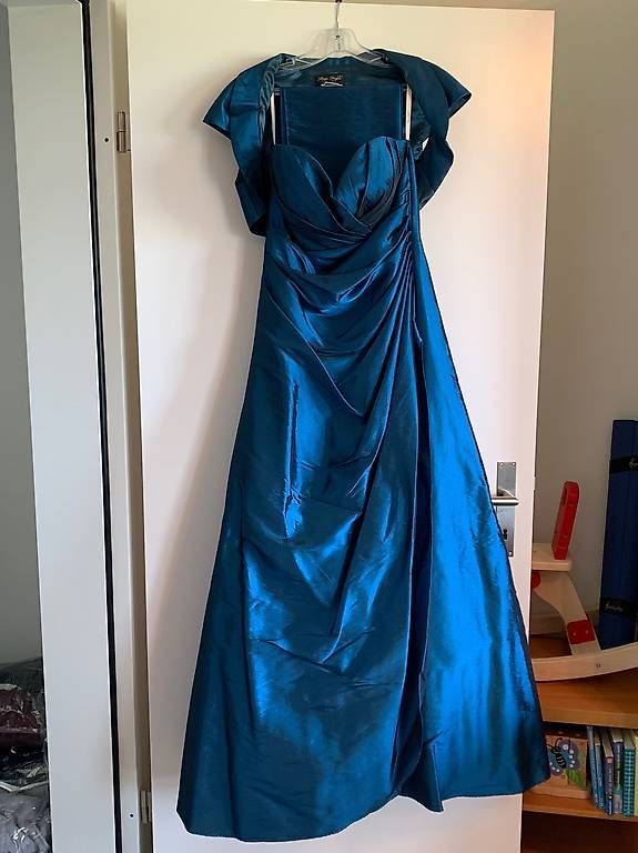 Vestiti: Wunderschönes Ball-/Abendkleid  – Usato da Kirchenthurnen venduto da sil_vm6k
