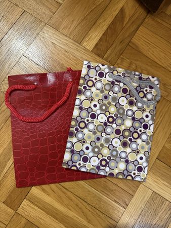 Verschiedene Geschenktüten
