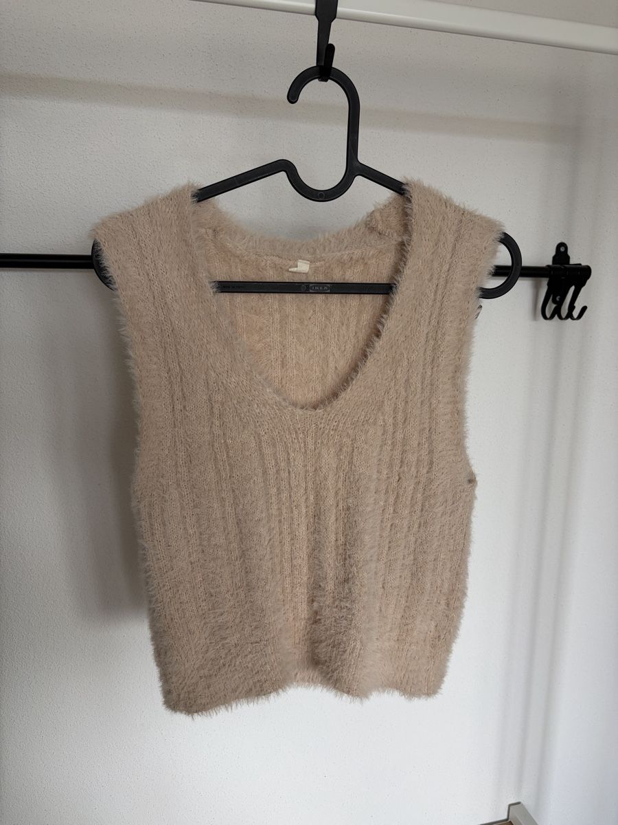 Top: DF Young Top Weste Beige XS – Usato da Emmenbrücke venduto da Leeaa.b