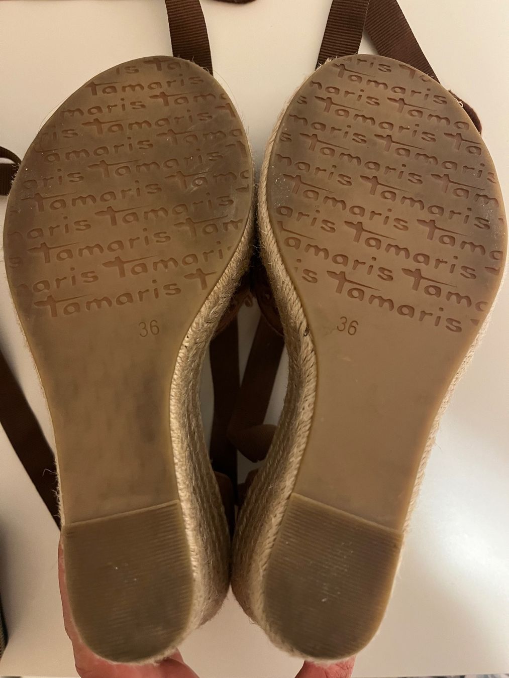 Tamaris Damenschuhe: Tamaris Sandalen - Pumps - Schuhe – Gebraucht aus Brüttisellen von ako_7mlf 3
