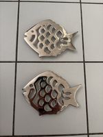 2x Untersetzer Fisch Form Metall neu
