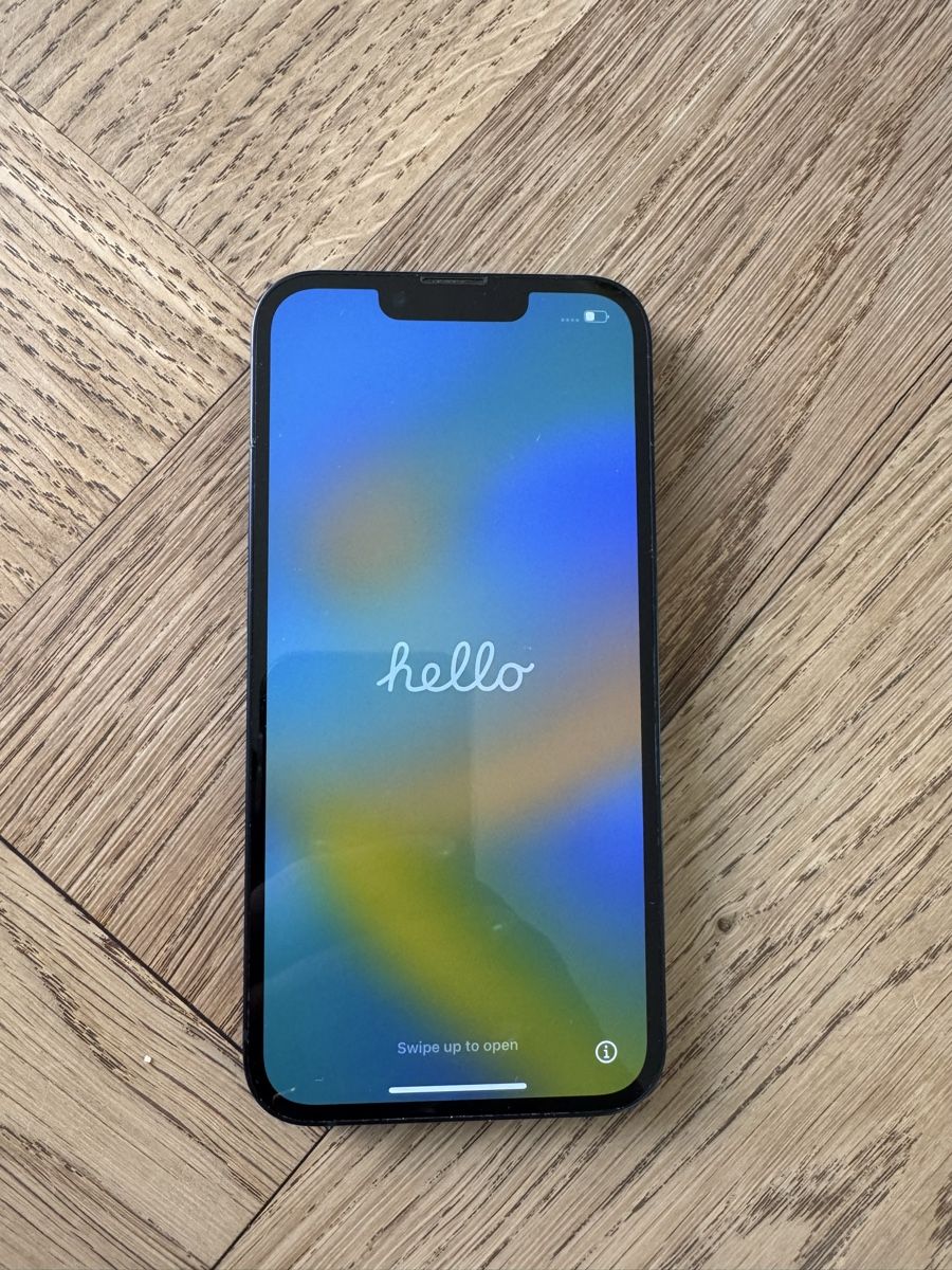 Apple Portables: iPhone 13 midnight 128 GB Top Zustand – D'occasion à Basadingen par ron_2jtj 1