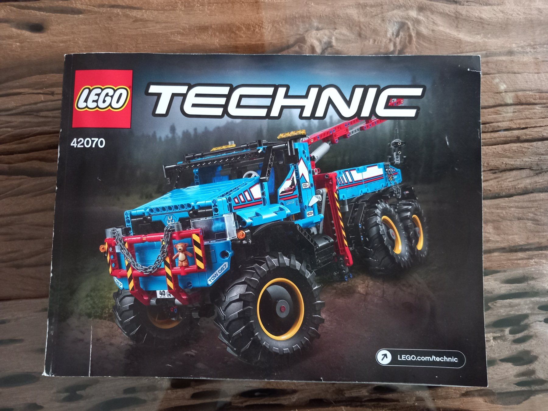 Lego Kit di costruzioni: Lego Technic 42070 Allrad Abschleppwagen – Usato da Uitikon Waldegg venduto da pkuster