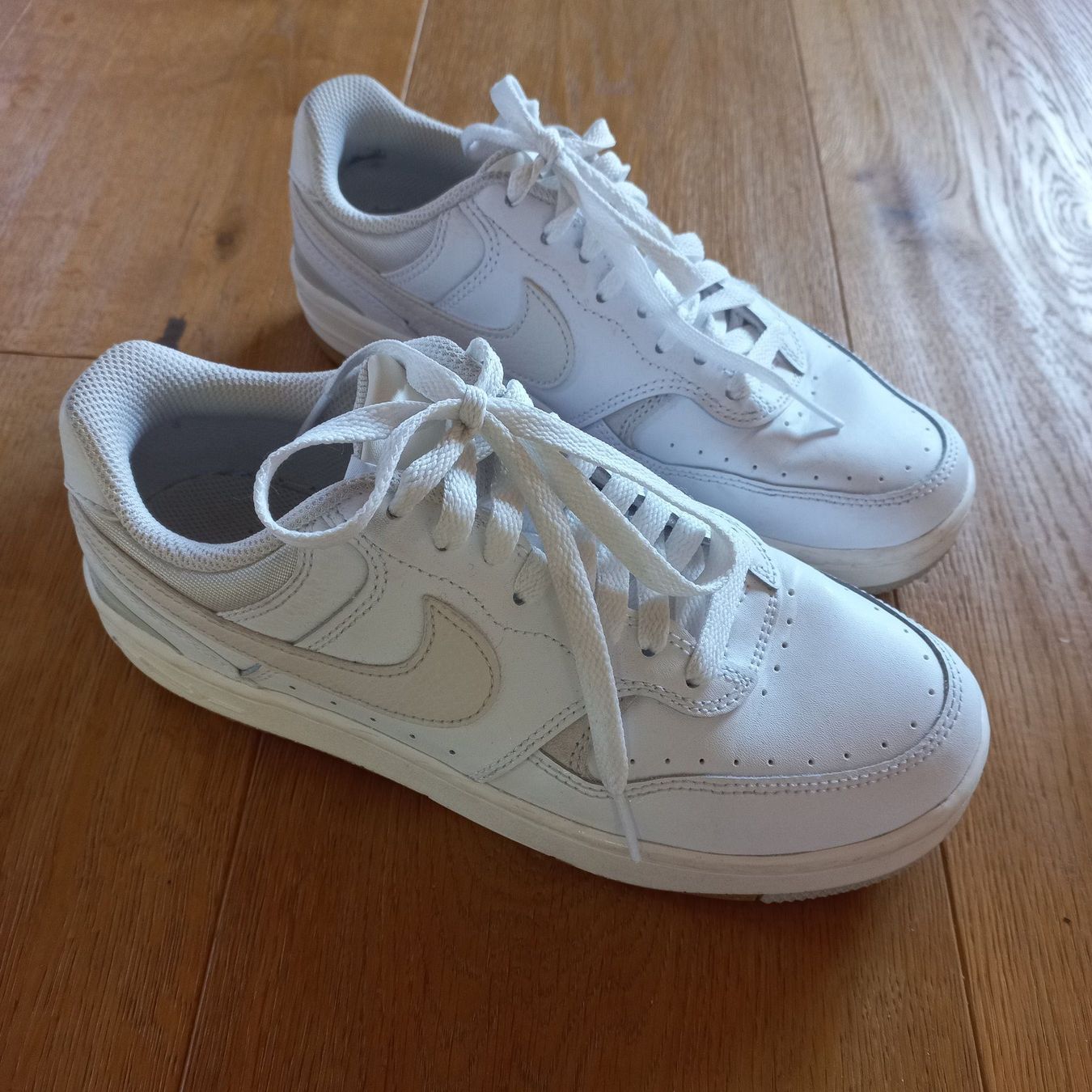 Nike Scarpe da donna: Nike Sportswear, Sneaker – Usato da Brienz BE venduto da desire03 1