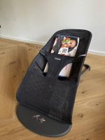 Baby Björn Bouncer Wippe Bliss Mesh Anthrazit mit Spielzeug