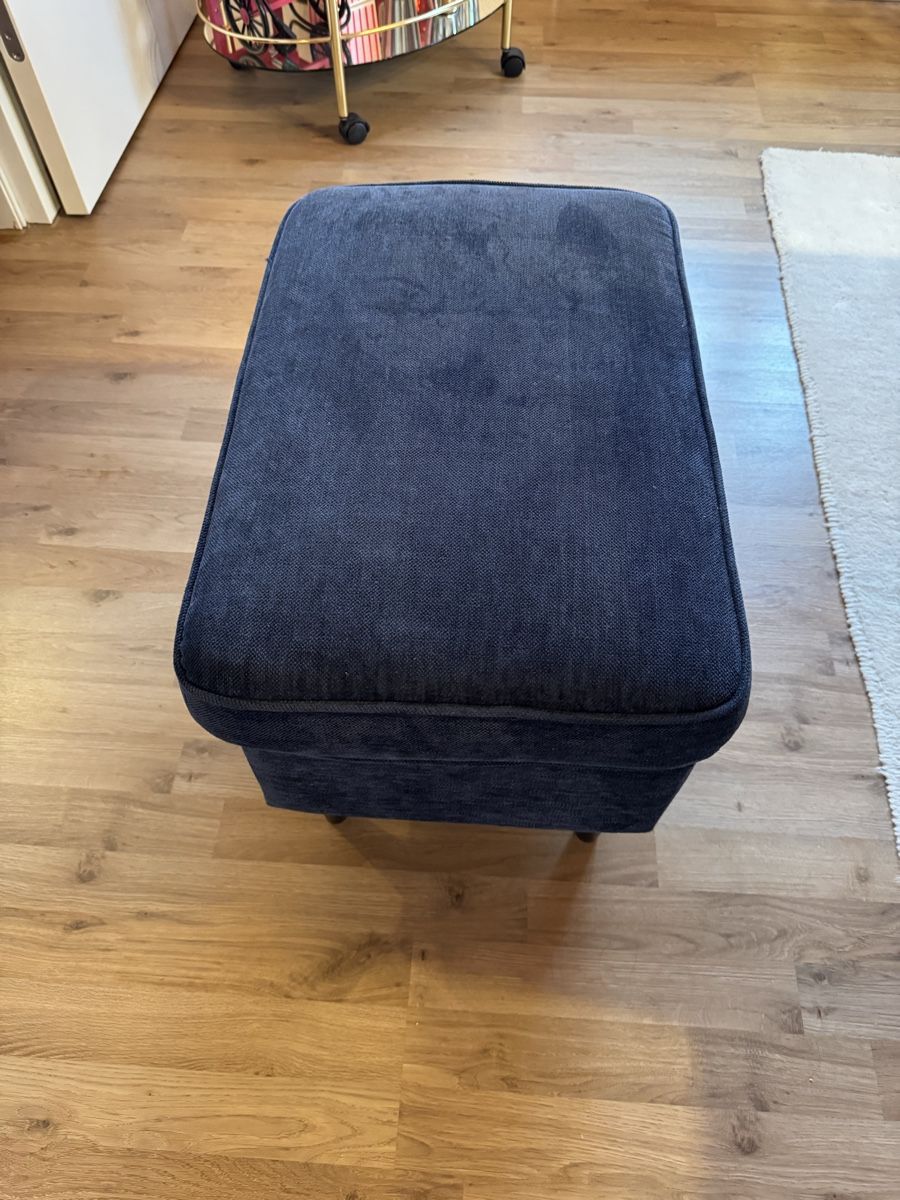 Ikea Hocker: IKEA pouf 2x – Gebraucht aus Zürich von mar_ncg7