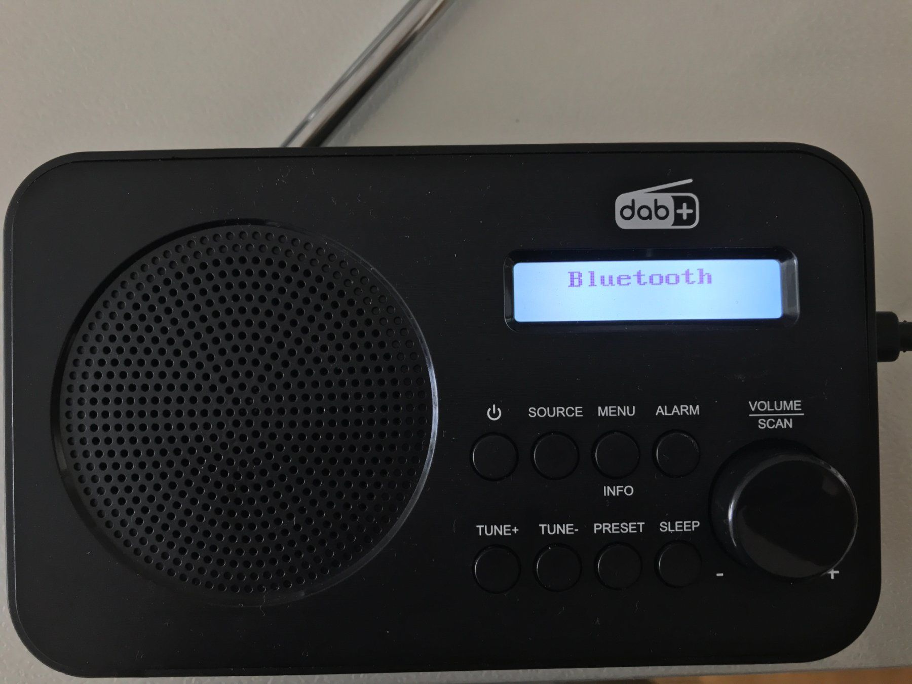 Radio: DAB+ Mini Radio P203 mit Bluetooth – Usato da Kreuzlingen venduto da JOWY72 2