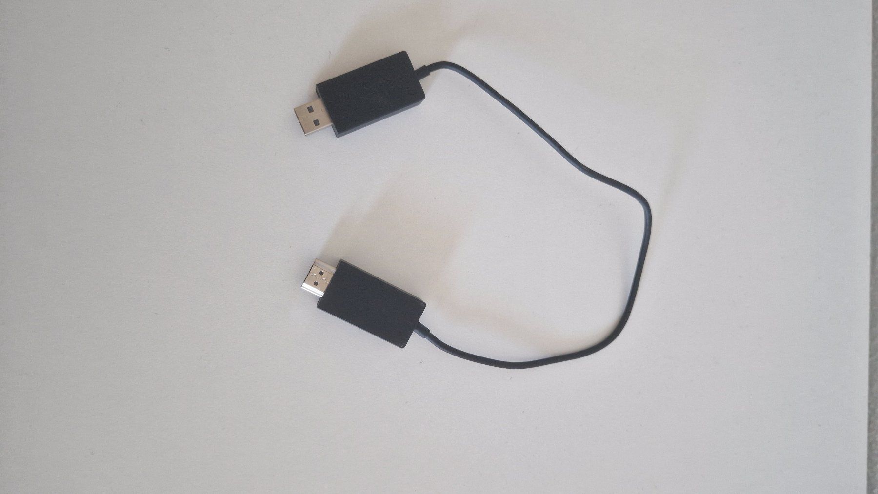 Microsoft Laufwerke & Adapter: Microsoft Wireless Display Adapter Kabel USB zu HDMI schwarz – Gebraucht aus Buchs SG von mr9470 1