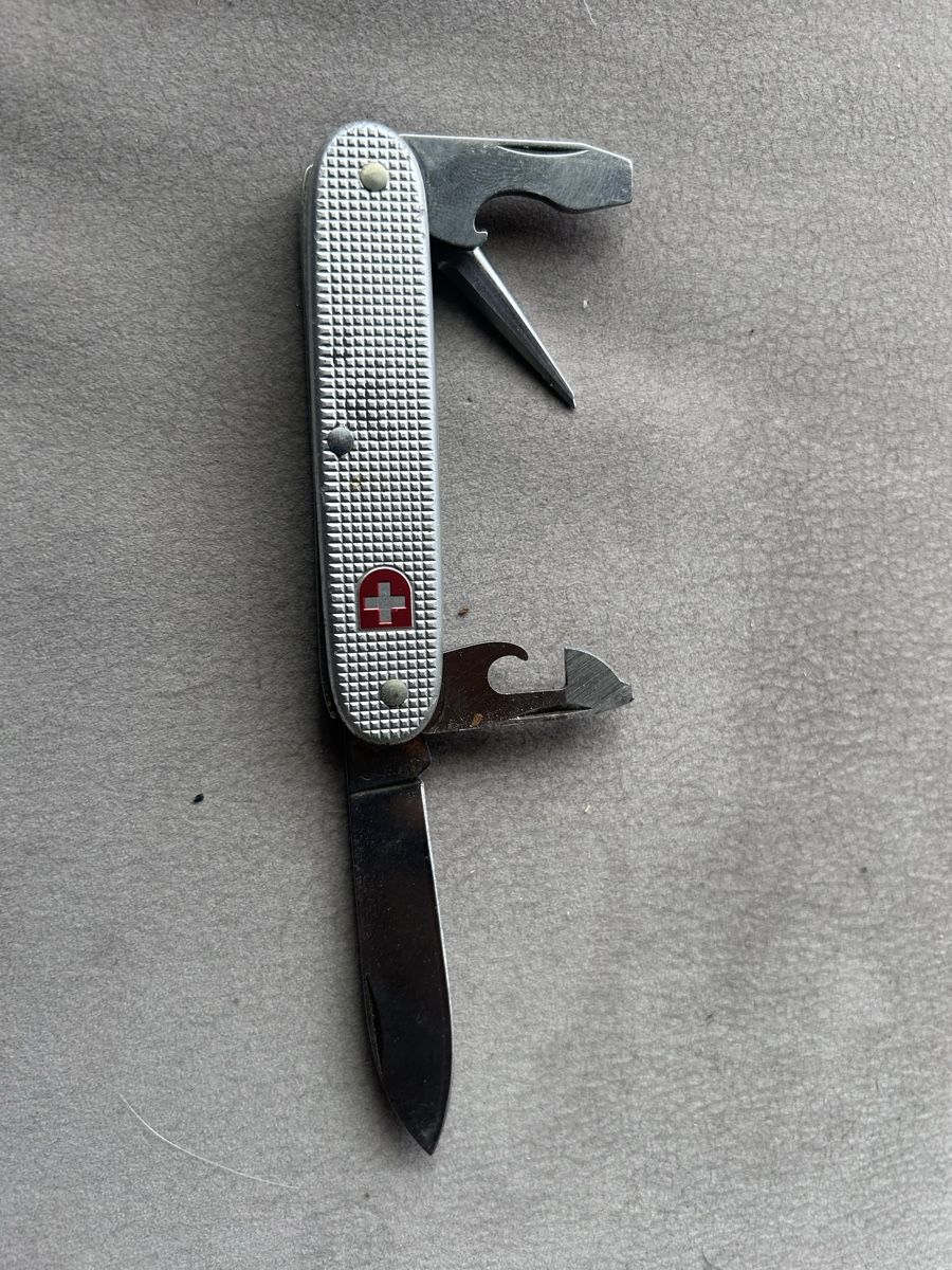 Wenger Coltelli tascabile: Taschenmesser Wenger Offiziersmesser 93 – Usato da Schattdorf venduto da Beni8080